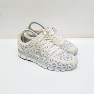 nike free run leopard